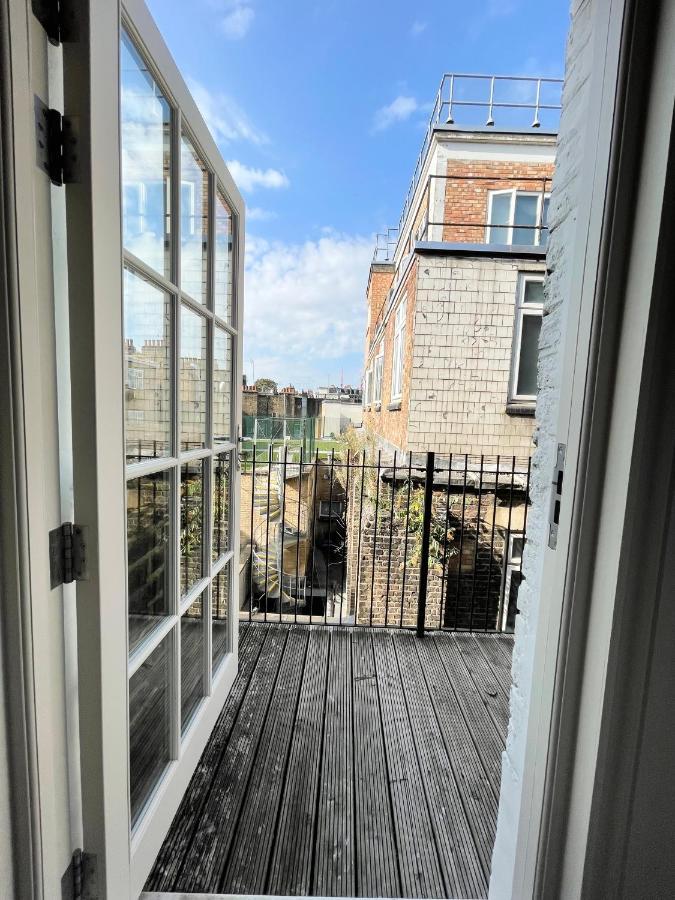 Victoria Maisonette Apartment Лондон Экстерьер фото