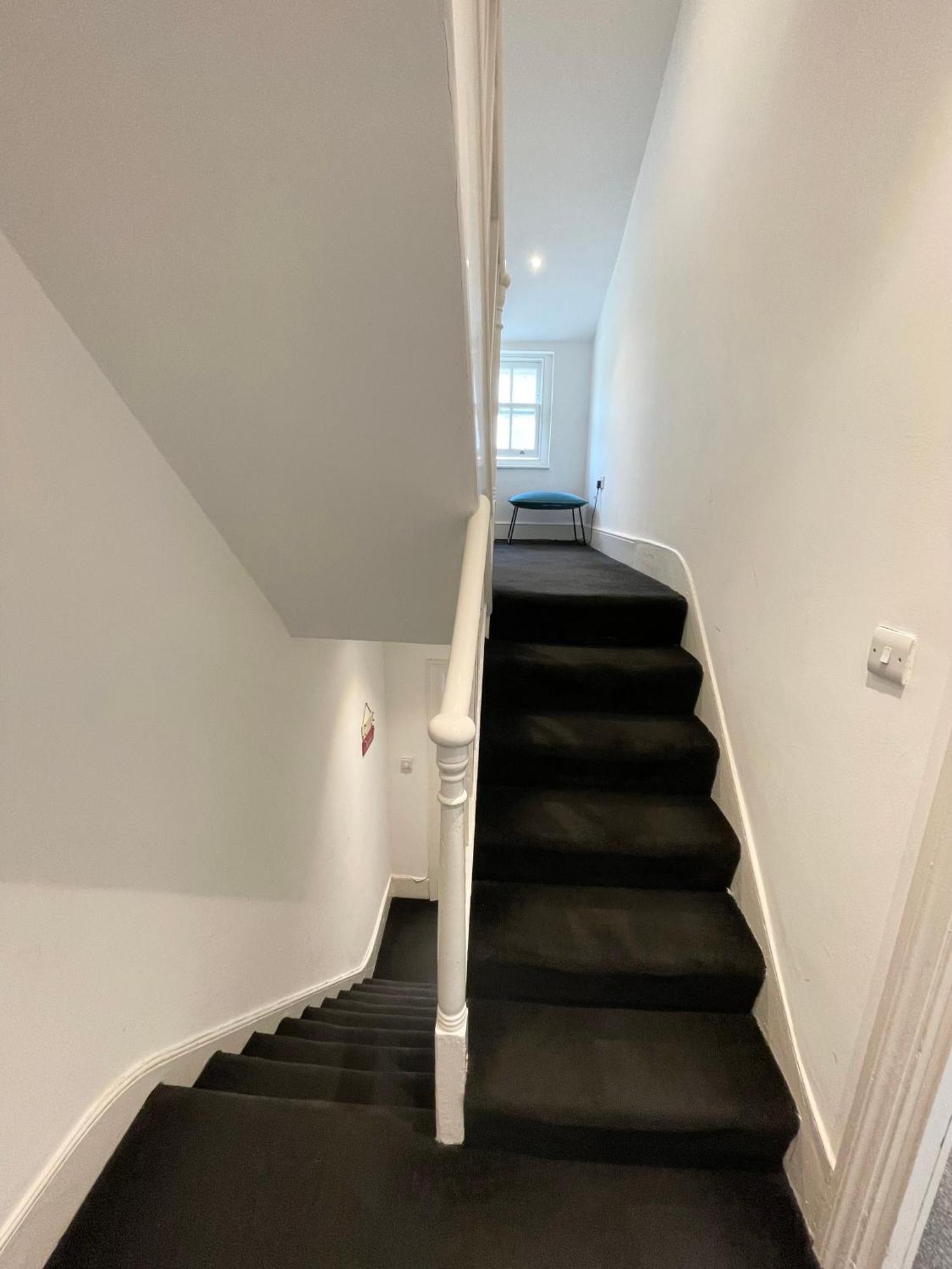Victoria Maisonette Apartment Лондон Экстерьер фото