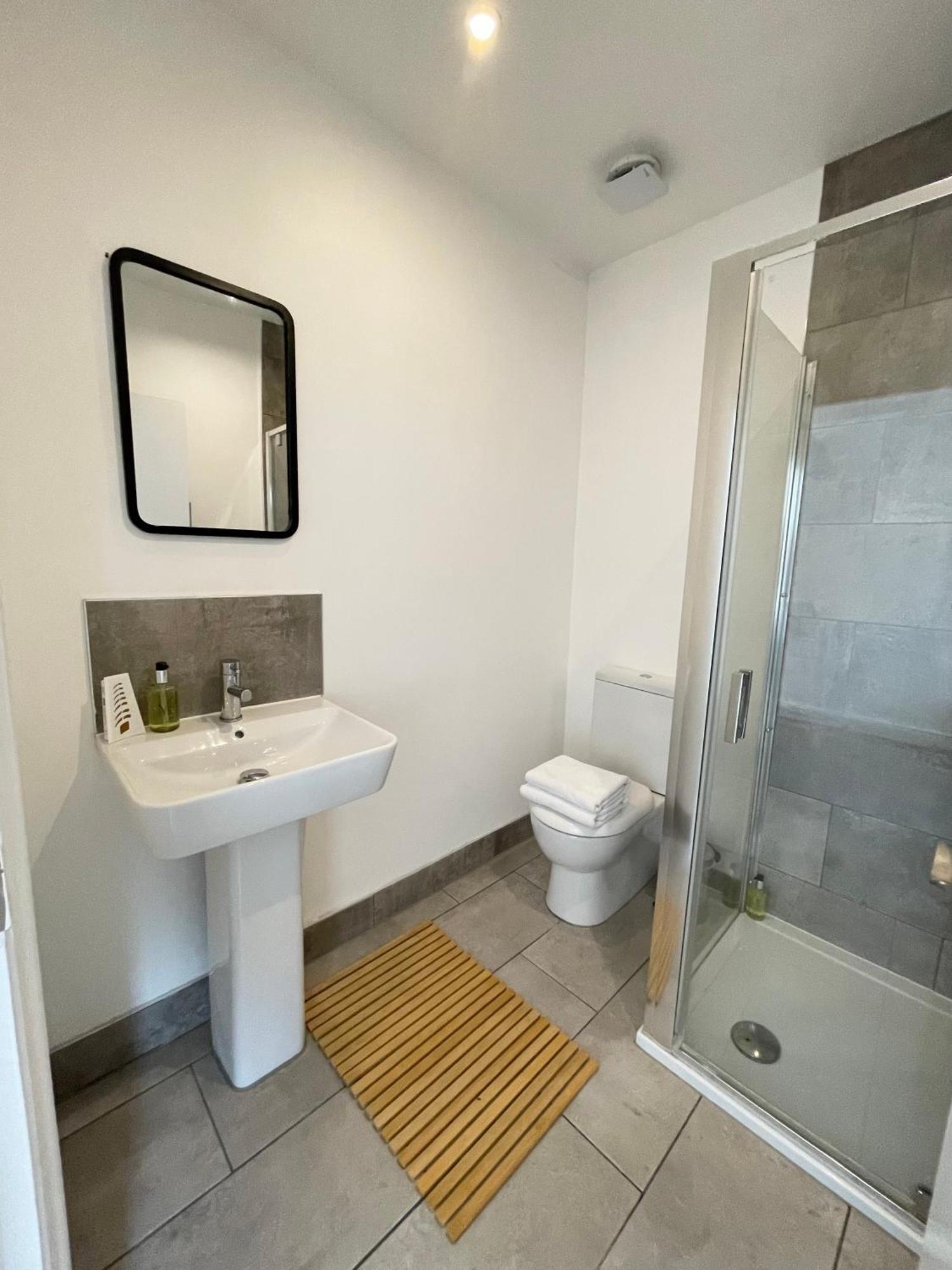 Victoria Maisonette Apartment Лондон Экстерьер фото