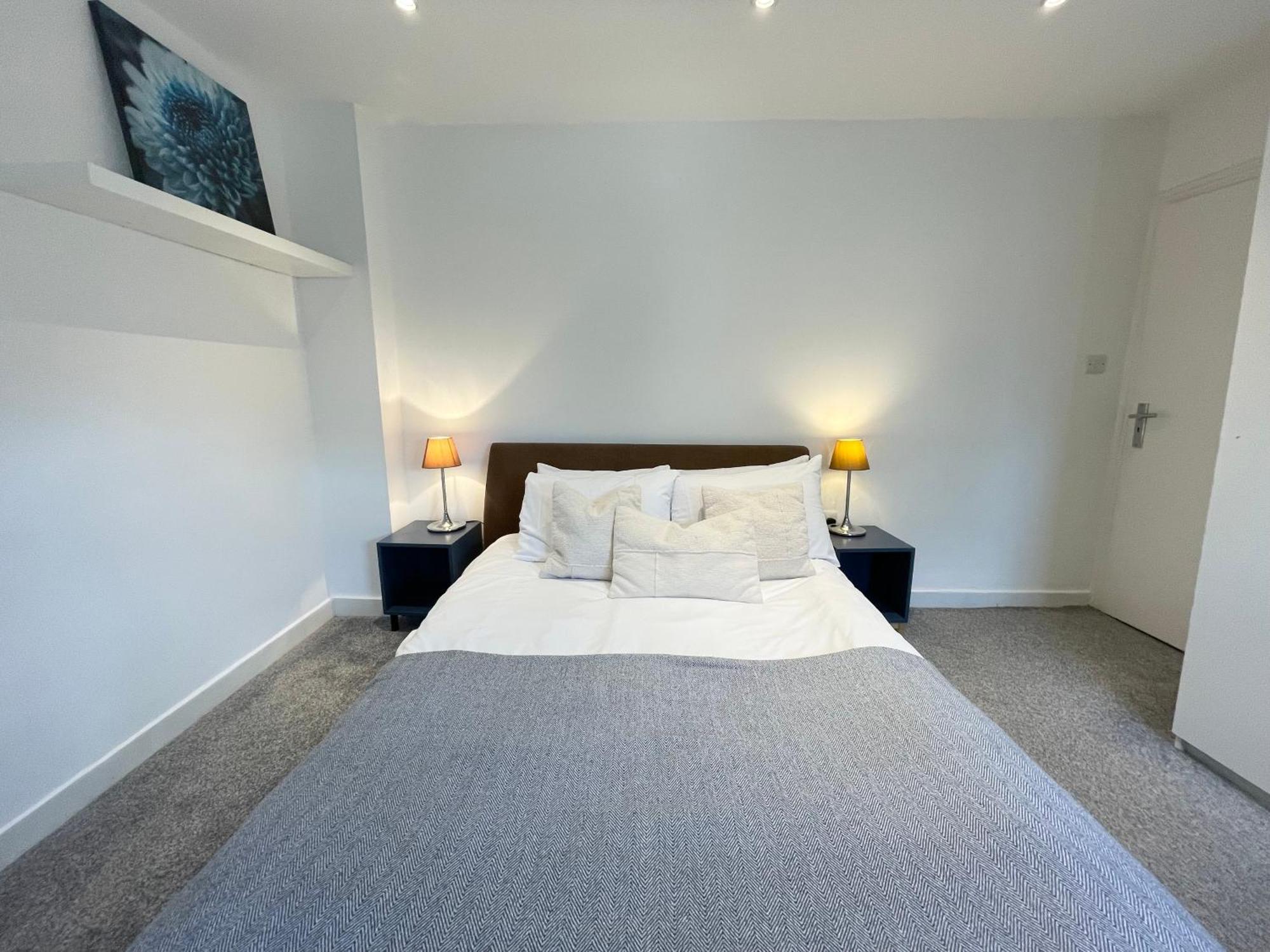 Victoria Maisonette Apartment Лондон Экстерьер фото